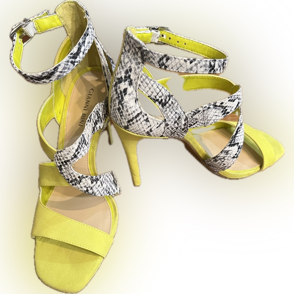 Gianni Bini Stiletto heels 👠